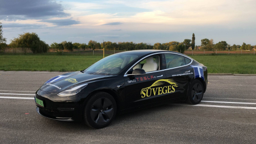 Tesla Model 3 Élményvezetése Kiskunfélegyházán 1