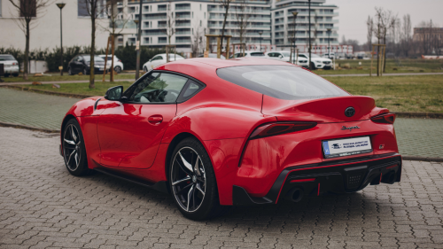 Bérelj egy 2019-es TOYOTA SUPRA 3.0 TURBO ACTIVE sportautót 2