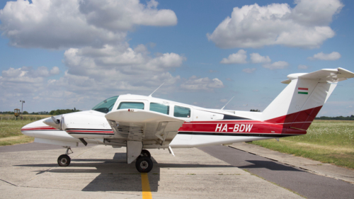 Élményrepülés Piper PA-28 repülőgéppel Tokaj felett 3