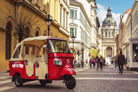 Friss levegő és festői kilátás Tuk Tuk-kal 7