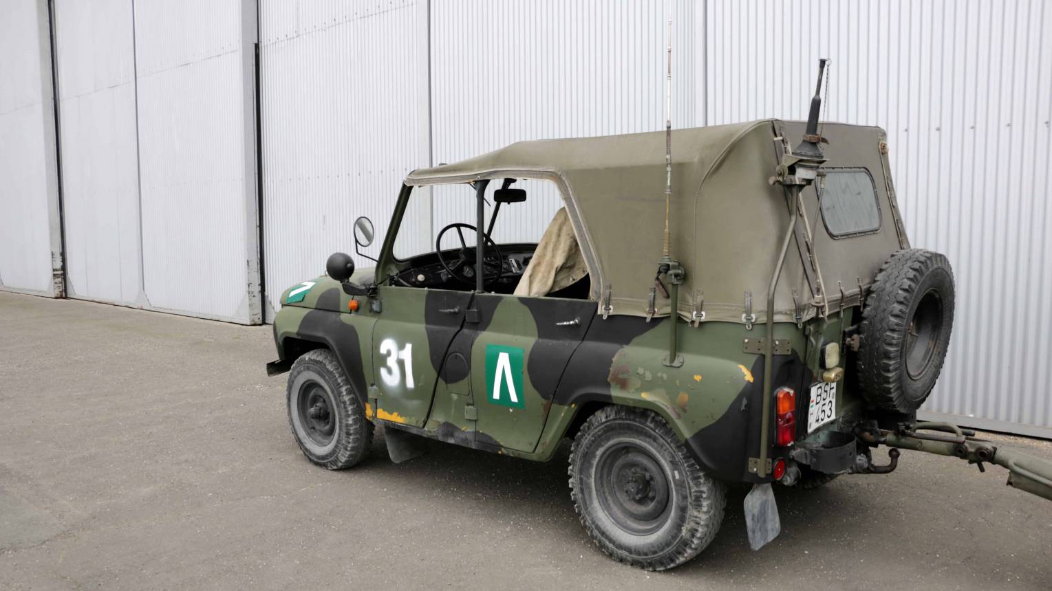 UAZ és KRAZ katonai jármű vezetés