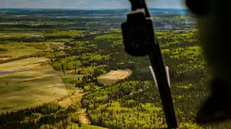 15 perces helikopteres repülés a Petesmalmi vidrapark felett kosár