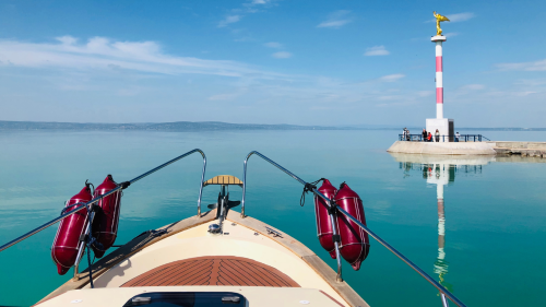 Keleti medence egész napos túra a Balatonon Wia 265 Yachton 4